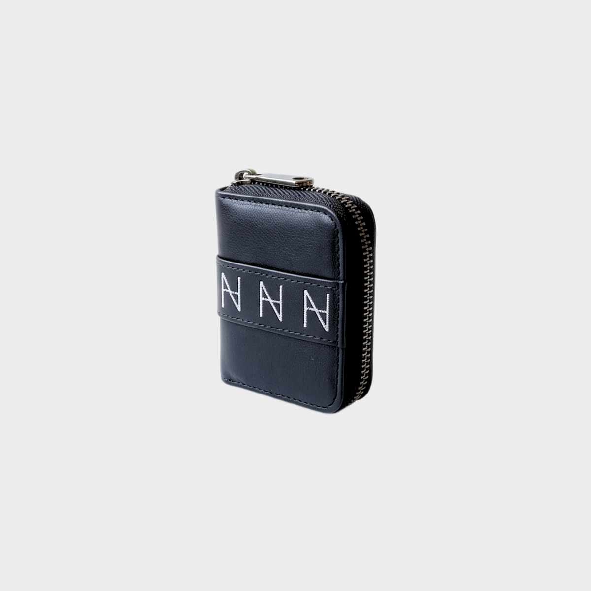 Porta AirPods con ricamo