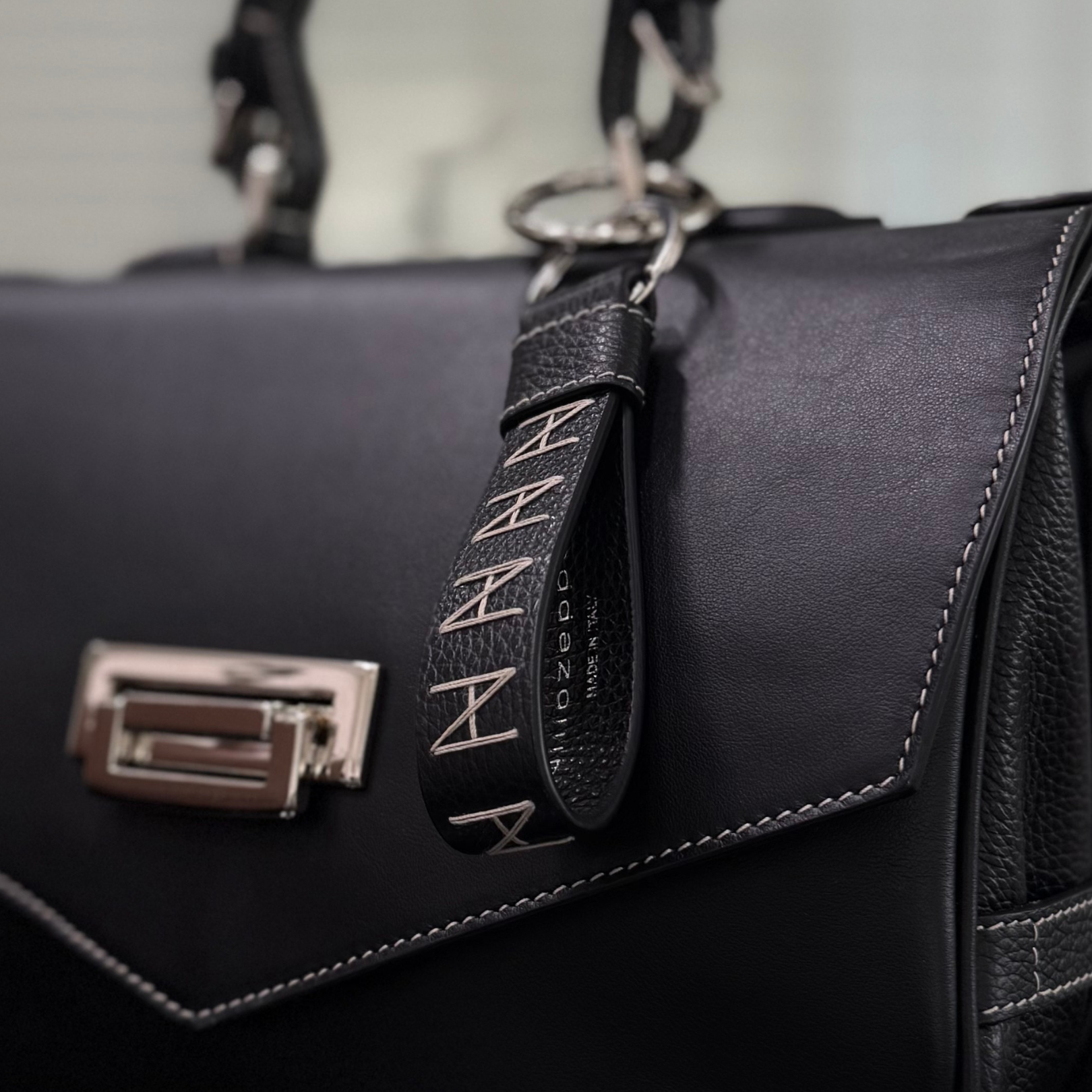 Portachiavi con ricamo